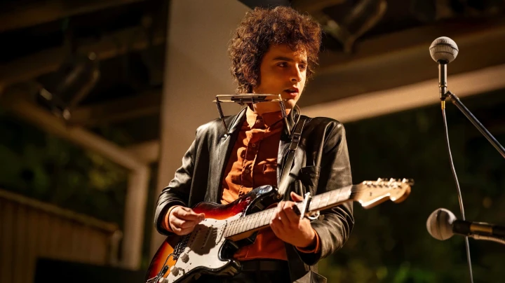 Wie sich Timothée Chalamet als Bob Dylan im Kino macht